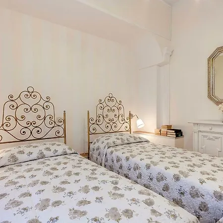 Farini Boutique Apartment